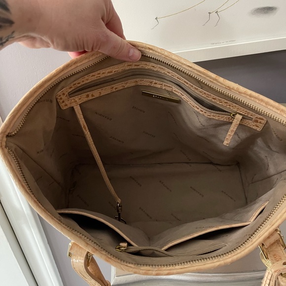 Brahmin handbag 🌸🌸 - Picture 2 of 9